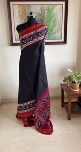 SUKESHI — BLACK DOUBLE IKAT POCHAMPALLY WITH RED FLORAL AANCHAL