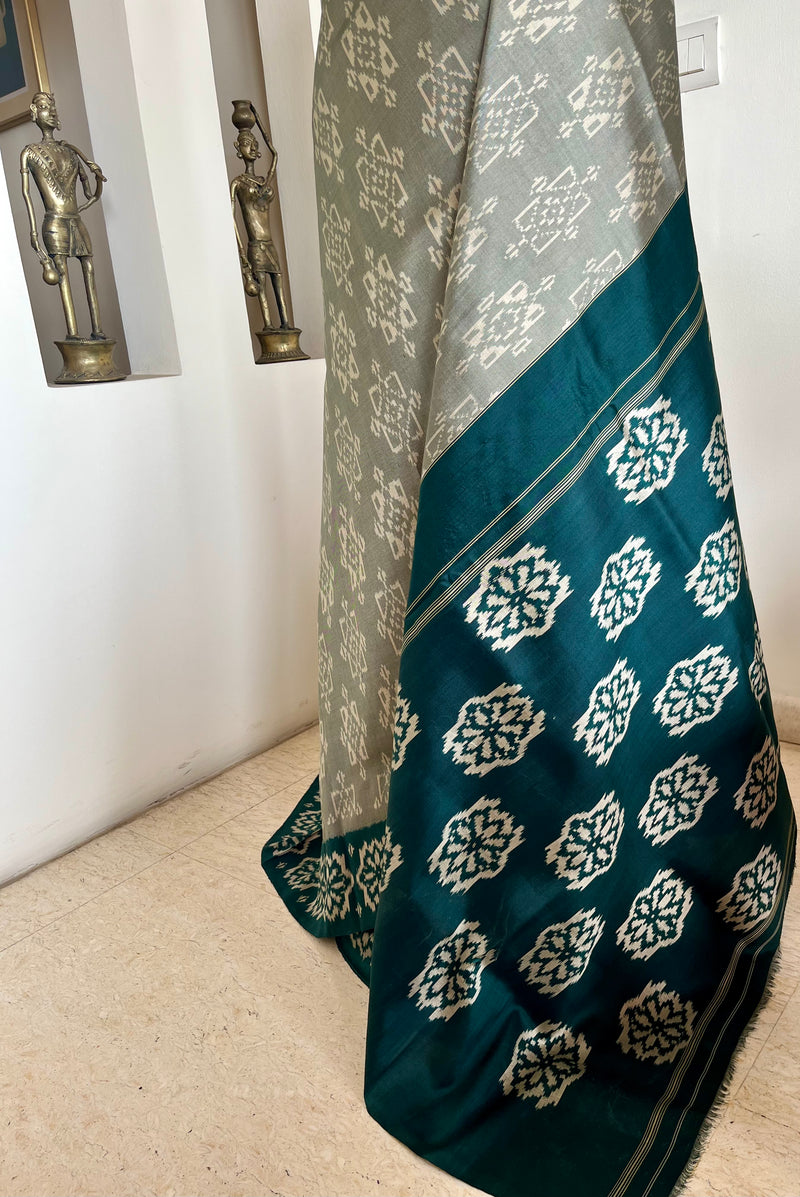 EESTHA- IKKAT ELEGANCE, GREY AND GREEN PUTAPAKKA SILK SAREE