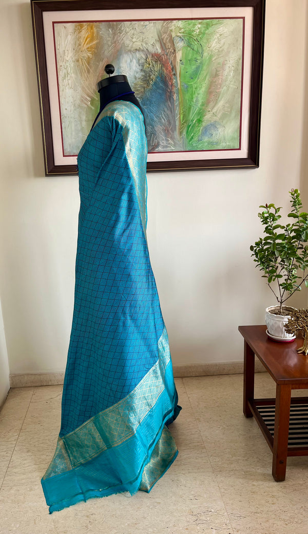 RAJIKA - LIGHT BLUE VINTAGE BANARASI TREASURE