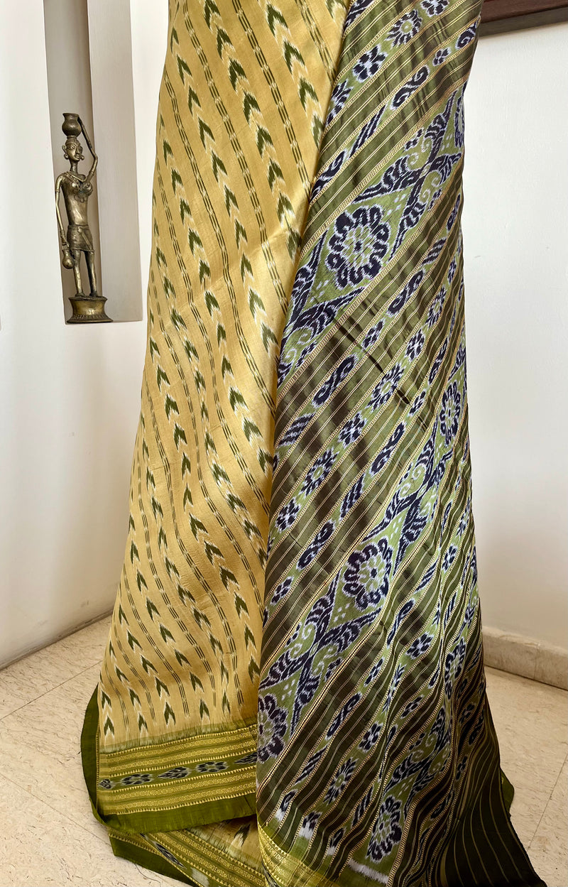 PANKHURI- TIMELESS ELEGANCE, KHANDUA SILK SAREE WITH VERTICAL CHEVRON IKKAT MOTIFS