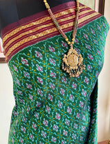 DITI — A STUNNING POCHAMPALLY SILK IN GREEN AND MAROON