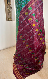 DITI — A STUNNING POCHAMPALLY SILK IN GREEN AND MAROON