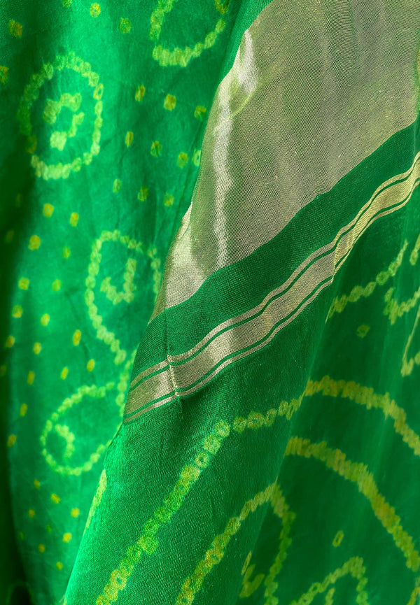 GUNJITA- ELEGANT GREEN BANDHANI GAJJI SILK SAREE WITH ZARI STRIPES