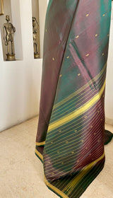 MADHINI - LIGHTWEIGHT SHOT GREEN KANJIVARAM SILK