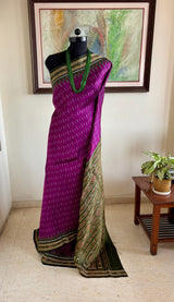 RIJU — MAGENTA-PURPLE KHANDUA WITH GREEN AND RUST DETAILS