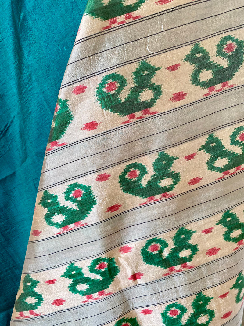 CHARMI- ELEGANT GREEN PATOLA SILK SAREE WITH EXQUISITE PEACOCK MOTIFS