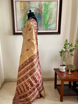 USHRI – LIGHT BEIGE AND BROWN BALUCHARI WITH MYTHOLOGICAL MOTIFS