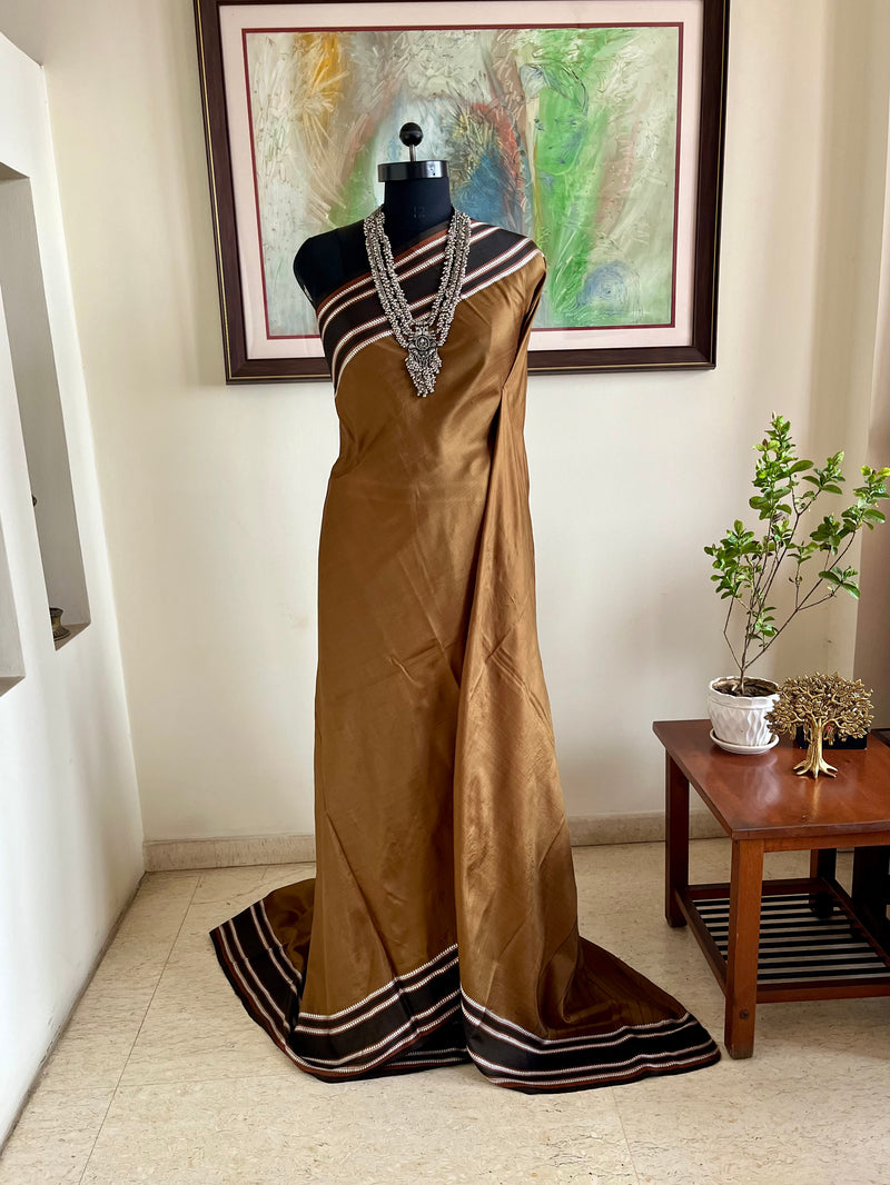 ANANGHA - BROWN KANJIVARAM WITH BLACK AND WHITE ELEGANCE
