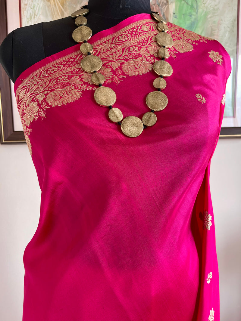 TVARITA- MAGENTA BANARASI SAREE WITH GOLD ZARI FLORALS