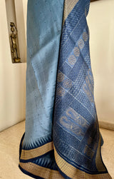 SAROJBALA – STEEL GREY BOMKAI WITH MOTIF-RICH DRAMATIC AANCHAL