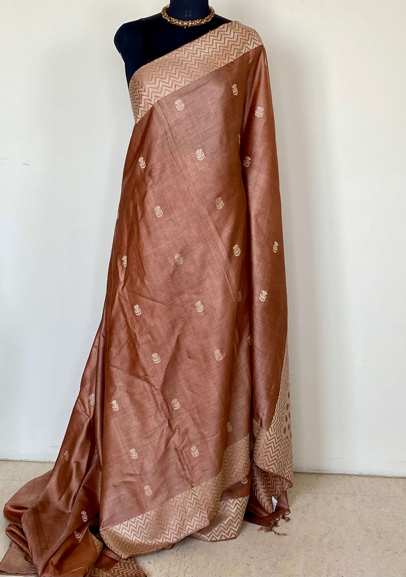 SHAILEE- ELEGANT BROWNISH PEACH BANARASI TUSSAR SILK SAREE WITH THREADWORK