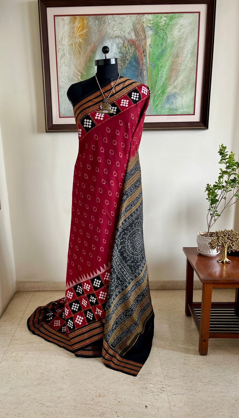 ASHITA- RED HANDLOOM COTTON SAREE WITH BANDHA ANCHAL