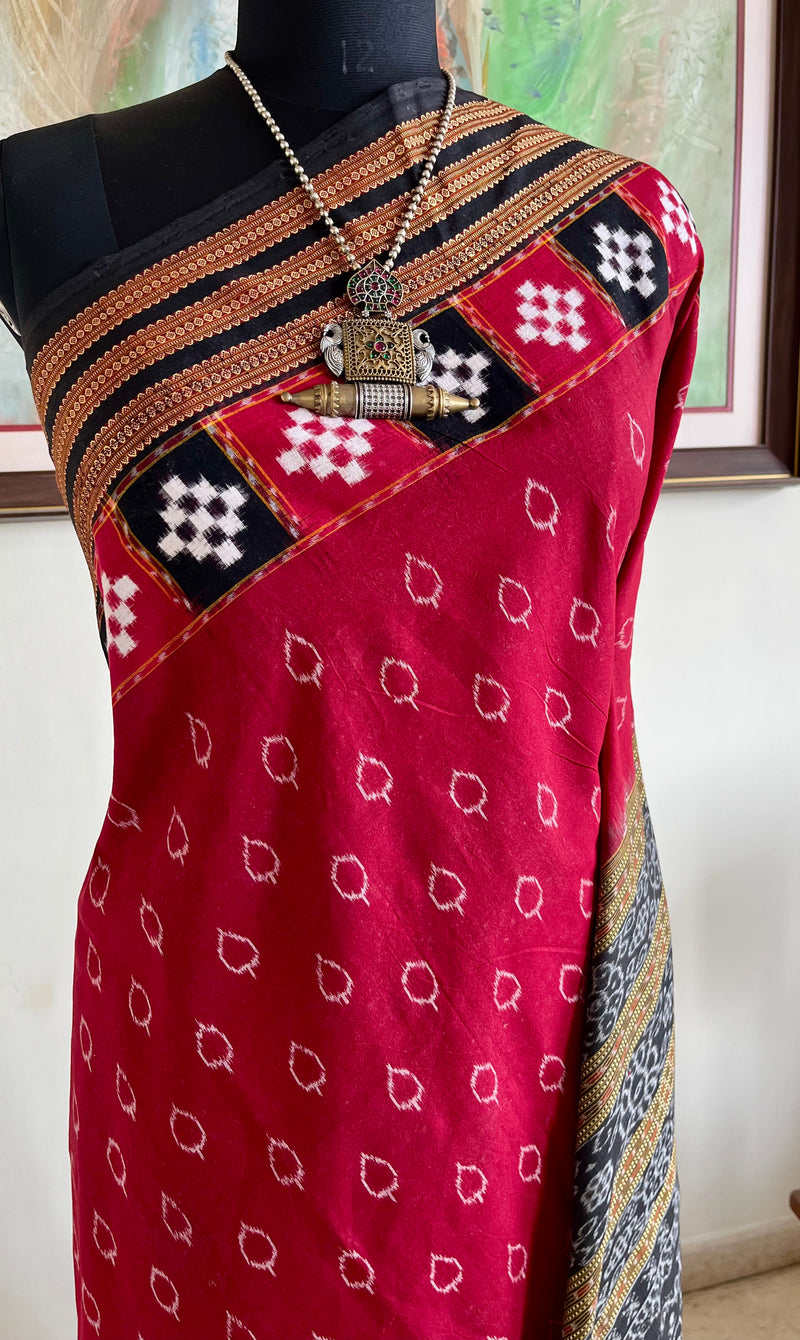 ASHITA- RED HANDLOOM COTTON SAREE WITH BANDHA ANCHAL