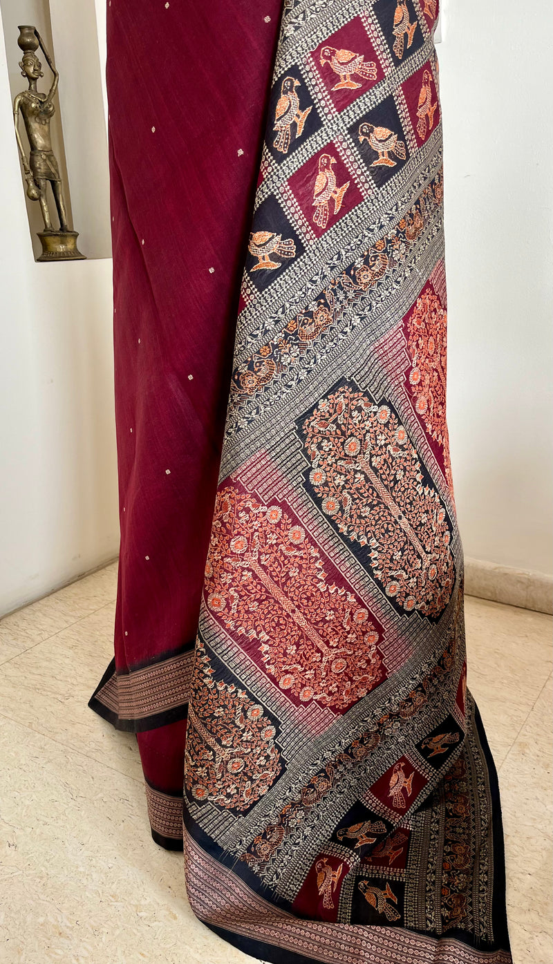NIRBHIKA – HANDLOOM BOMKAI COTTON WITH PARROTS AND FLORAL AANCHAL