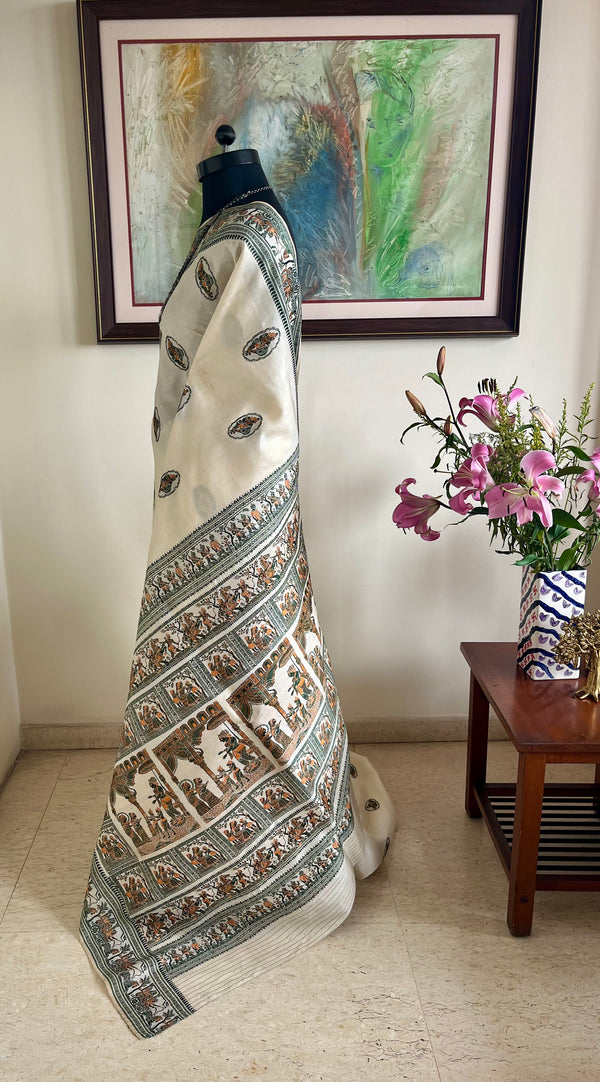 SREEPARNA – WHITE BALUCHARI SAREE WITH KRISHNA AND LUV–KUSH TALES