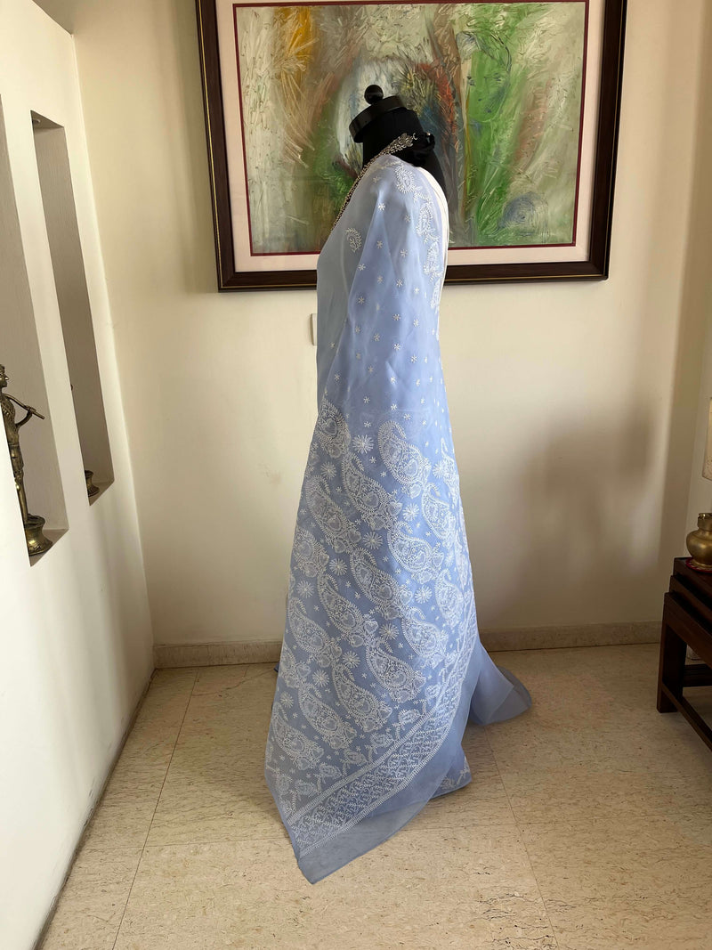 GANGAJA – LUCKNOW CHIKANKARI IN SERENE SUMMER BLUE COTTON