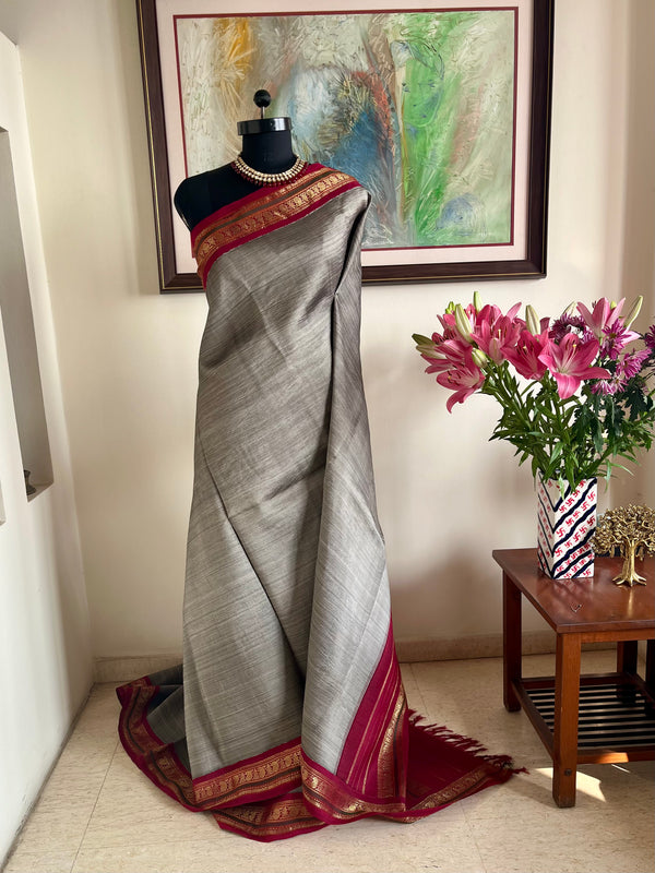 RAAS – VINTAGE GREY KORVAI KANJIVARAM WITH MAROON AND ZARI BORDER