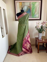 KAAMINI- MEHENDI GREEN COTTON HANDLOOM WITH MAROON BORDER, INTRICATE THREADWORK IN THE AANCHAL