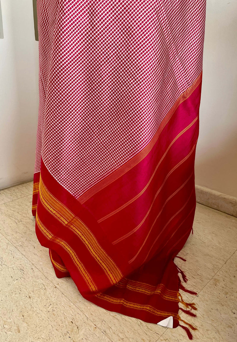 LIRISHA-RED AND WHITE KORVAI KATTAM KANJIVARAM WITH RED AANCHAL