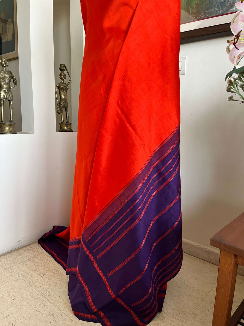 LIRANYA- CHILLI RED KORVAI KANJIVARAM WITH NAVY PURPLE PETNI AANCHAL