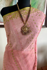 BIDULA – LIGHT PINK COTTON JAMDANI SAREE WITH GREEN FLORALS