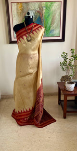BHAVIRA – A CLASSIC KHANDUA SILK WITH BANDHA AANCHAL
