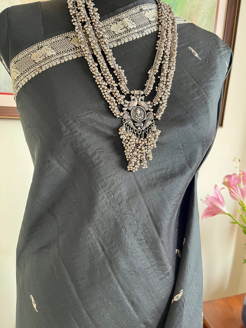 JAYALEKSHMI- BLACK SILVER ZARI KANJIVARAM WITH PAISLEY PEACOCK MOTIFS