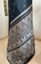 JAYALEKSHMI- BLACK SILVER ZARI KANJIVARAM WITH PAISLEY PEACOCK MOTIFS