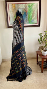 NIYARA – POCHAMPALLY SILK IN CLASSIC BLACK & WHITE