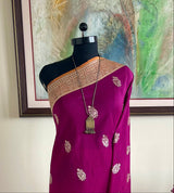 SASHI – BANARASI GEORGETTE IN MAGENTA WITH SILVER ZARI FLORALS