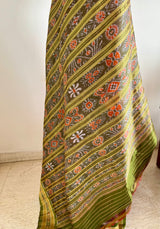 VASAVI – BRIGHT PINK KHANDUA WITH MOR PANKH AND BANDHA AANCHAL