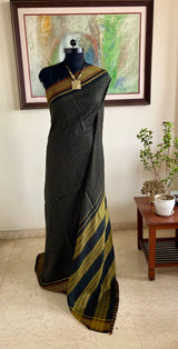 MEYNILA – BLACK AND GREEN CHECKED KANJIVARAM