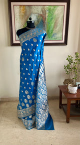 NAUSHEEN – BANARASI WITH SILVER ZARI PAISLEY MOTIFS