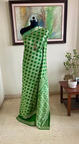 MERISHA – GREEN PATLI BANARASI WITH VARIED FLORAL MOTIFS