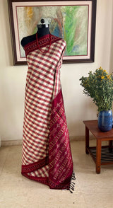 DEVISHA – DIAGONAL CHECKERED POCHAMPALLY WITH MAROON AANCHAL