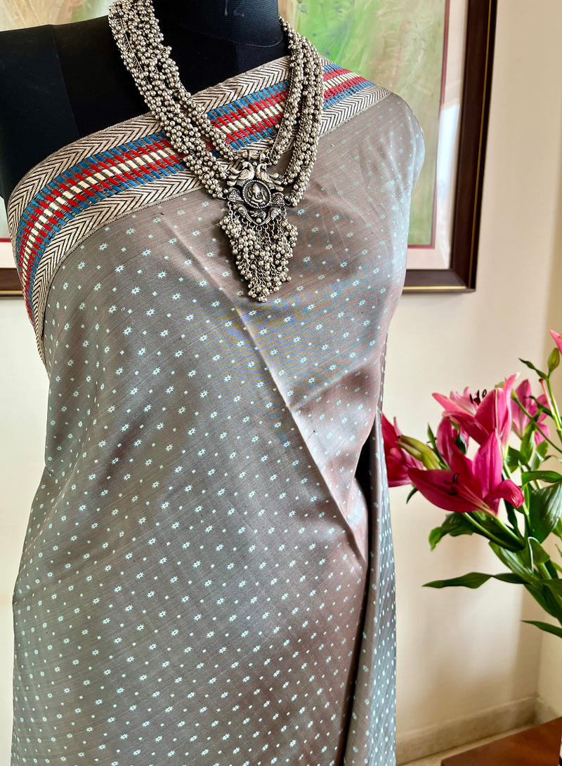 ADHITA- REVERSIBLE BANARASI IN BLUISH GREY WITH ZARI BORDER