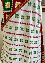 SRIVALLI- STRIKING WHITE POCHAMPALLY WITH BOLD IKAT MOTIFS