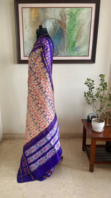 RISHMIKA – SOFT CREAM POCHAMPALLY WITH CONTRAST BLUE ELEGANCE