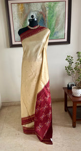 GUNJALI — CREAM POCHAMPALLY WITH MAROON IKKAT AND TEMPLE DETAILS