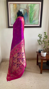 DEVDUTTA – MAGENTA PAITHANI WITH DOUBLE MOR KUNDA AANCHAL AND NARALI BORDER