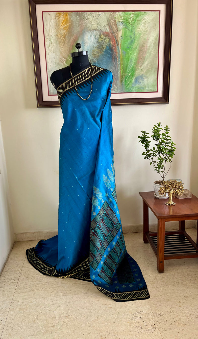 SUJANI – LUMINOUS BLUE BOMKAI SILK WITH TEMPLE AND EXQUISITE AANCHAL