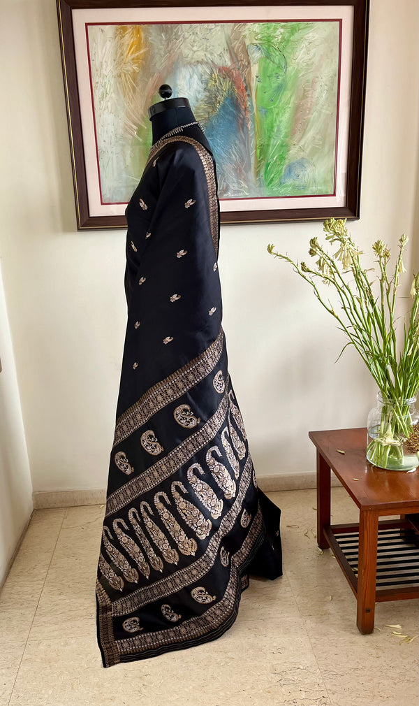 PRAKYA- BLACK KANJIVARAM SAREE WITH GOLD AND SILVER ZARI