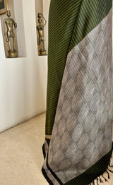 LATHIRA – LIGHTWEIGHT KANJIVARAM SILK WITH OFFWHITE GEOMETRIC BORDER