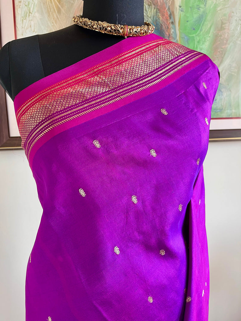 PUSHPINI – MAGENTA PAITHANI WITH MOR KUNDA AANCHAL DETAIL