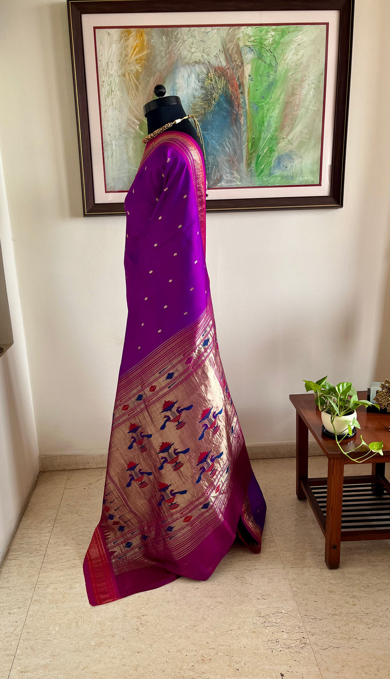 PUSHPINI – MAGENTA PAITHANI WITH MOR KUNDA AANCHAL DETAIL