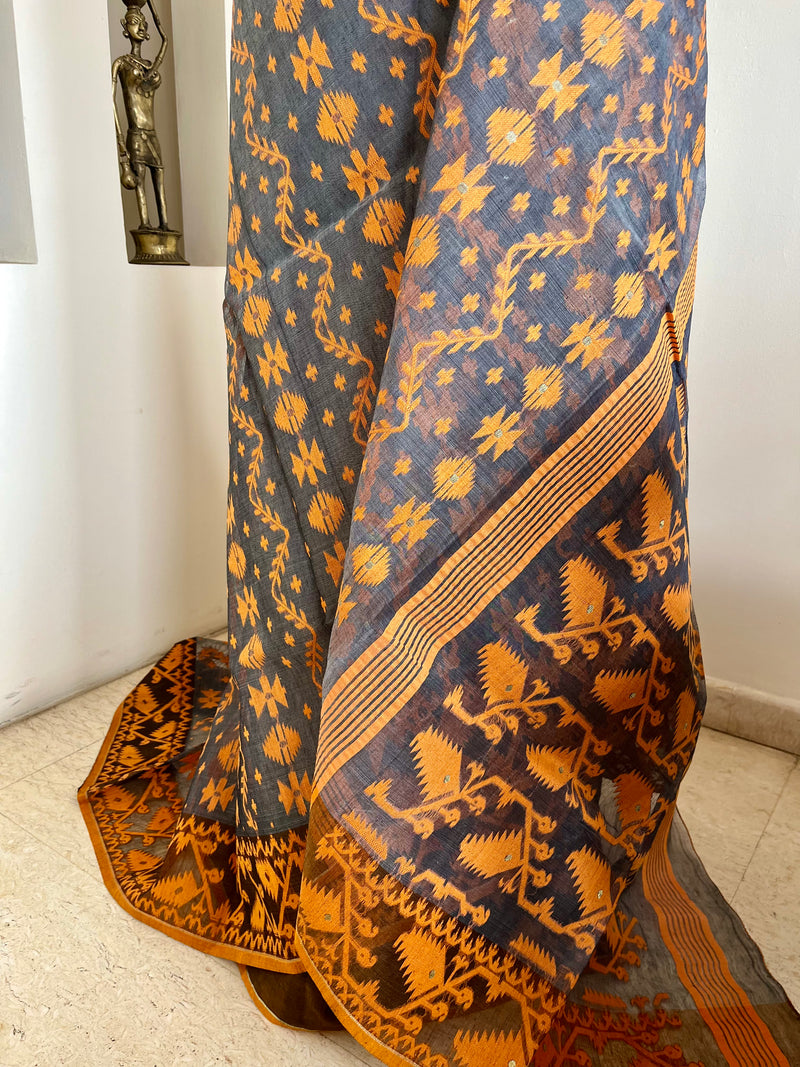 ARPITA – GREY AND ORANGE JAMDANI WITH ZARI DETAILING