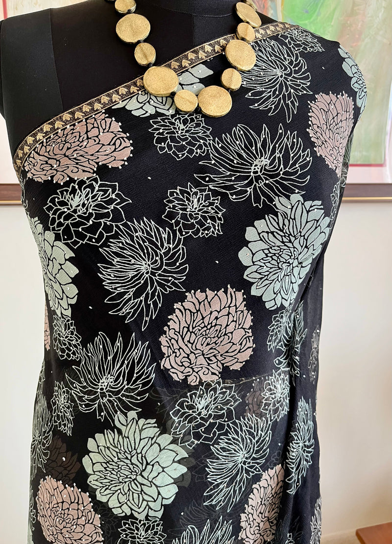 AREEBA – BLACK PURE CHIFFON WITH FLORAL MUKAISH AND ZARI DETAILING