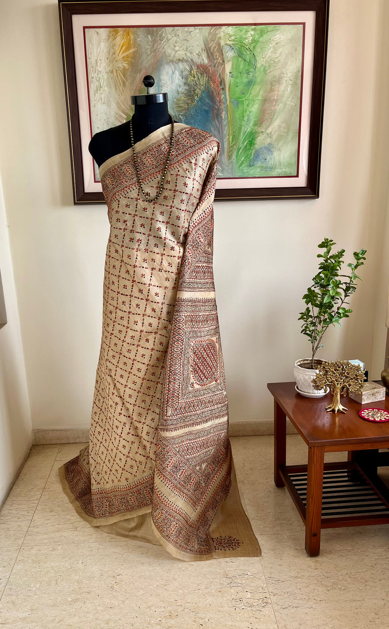 KANIKA- NEVER WORN INTRICATE KANTHA TUSSAR SAREE IN BEIGE