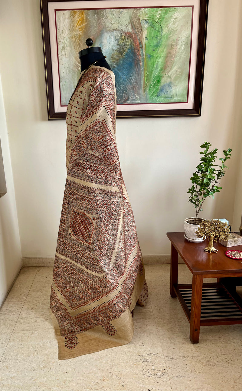 KANIKA- NEVER WORN INTRICATE KANTHA TUSSAR SAREE IN BEIGE