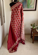 DEVAKI – RUST BANARASI WITH THREAD AND ZARI FLORAL MOTIFS